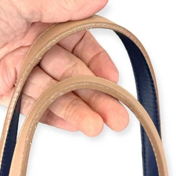 Salvatore Ferragamo Large Jet Set Shoulder Tote Bag - Picture 9 of 14